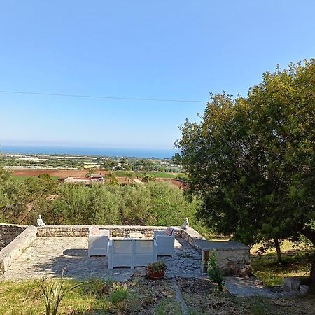Le Finestre Sul Mare Bed & Breakfast Conversano Dış mekan fotoğraf