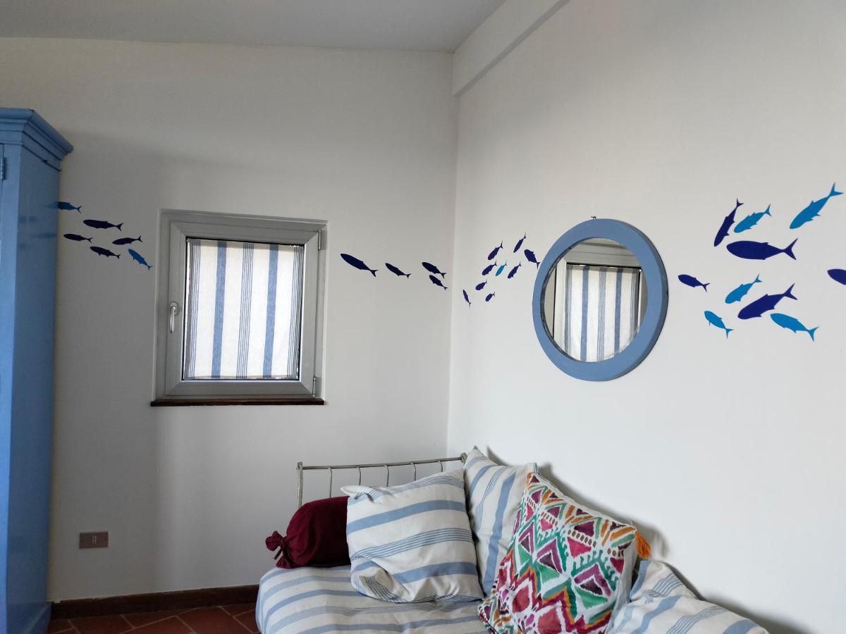 Le Finestre Sul Mare Bed & Breakfast Conversano Dış mekan fotoğraf
