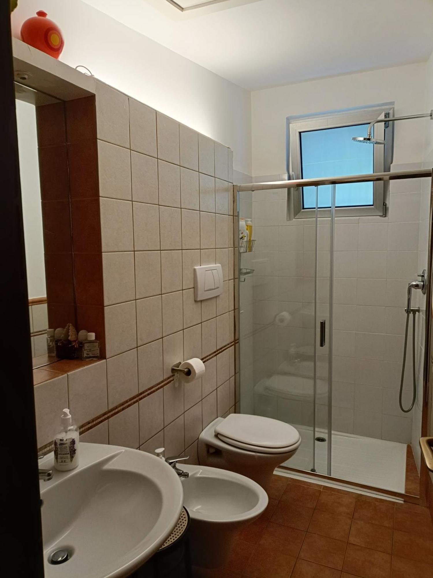 Le Finestre Sul Mare Bed & Breakfast Conversano Oda fotoğraf