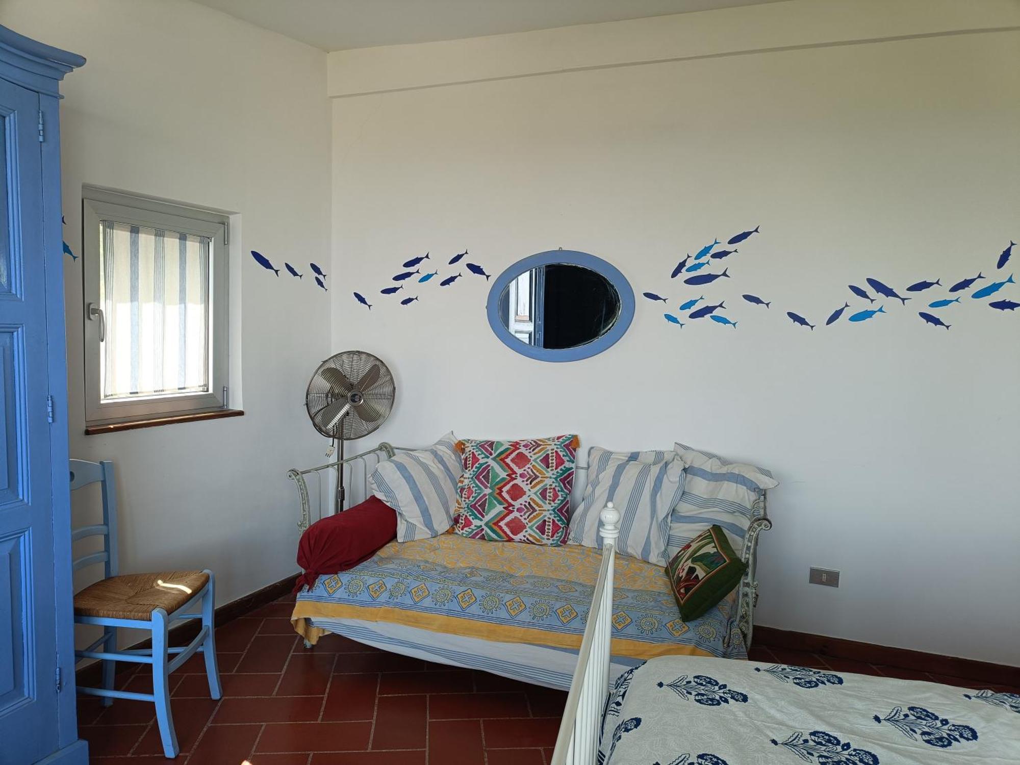 Le Finestre Sul Mare Bed & Breakfast Conversano Oda fotoğraf